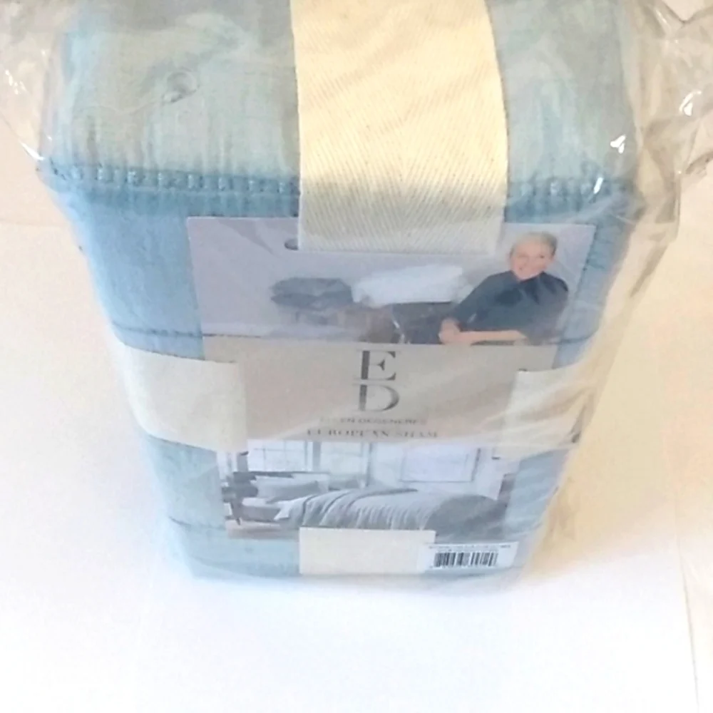 ELLEN DEGENERES MARMONT CHAMBRAY QUILTED EUROPEAN PILLOW SHAM 1-PC 26x26 NWT